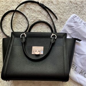 Michael Kors Tina black Handbag